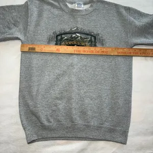 Alaska The Last Frontier Mountain Graphic Sweatshirt Gray Adult Small Gorpcore thumbnail 4