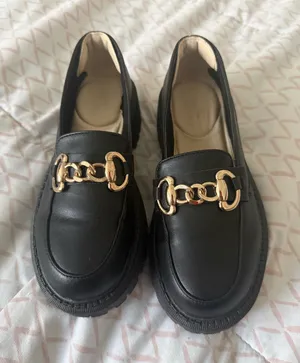Womens Black Loafers Size 5.5 thumbnail 1