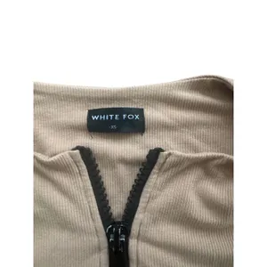 WHITE FOX Ribbed Knit Crop Zip-Up Top‎ XS Tan Y2K Street Style Neutral Aesthetic thumbnail 3
