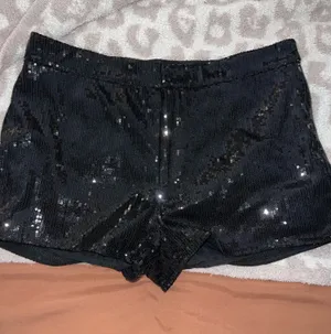 Steve Madden sequin shorts  thumbnail 1