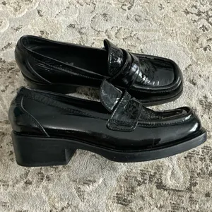 Jeffrey Campbell Dressy Patent Leather Loafers🖤🖤 thumbnail 11