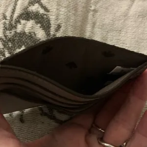 A Rare Vintage Greyish Beige Glitter Sparkling Kate Spade ID Wallet thumbnail 4