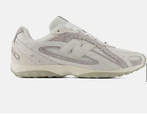 New Balance Sneakers 204L thumbnail 1