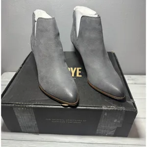 FRYE Reina Cut Out Short Gray Leather Slip On Womens Bootie Boots Size 10M 78394 thumbnail 6