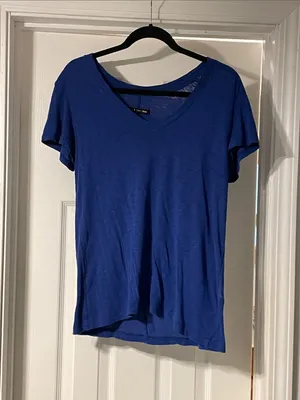 Like New rag & bone Classic V-Neck Short Sleeve Tee in Royal Blue thumbnail 1