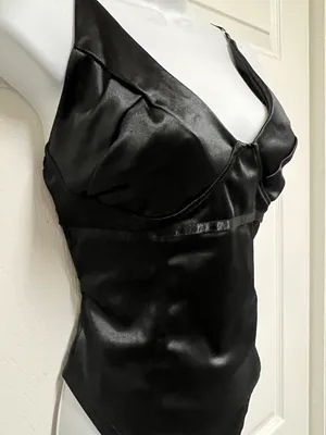 MNDSUDHG Black Satin Backless V-Neck Bodysuit thumbnail 5