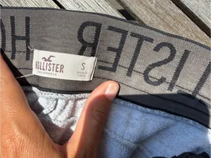 Hollister Gray Logo Waistband Capri Joggers thumbnail 4