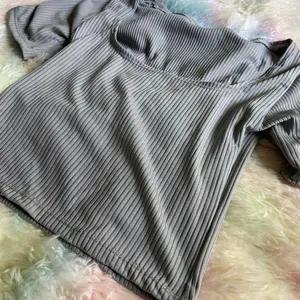 NWOT Square Neck Ribbed Gray Crop Tee Size XS thumbnail 3