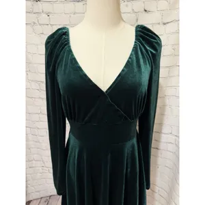 NWT Cupshe dark green velvet long-sleeve wrap-style flare dress V-neckline M thumbnail 2