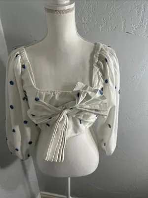 FARM Rio White Puff-Sleeve Crop Top with Blue flowers Print. thumbnail 5