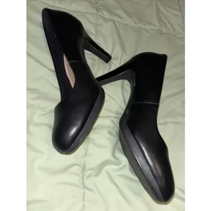 Clarks Women's Adriel Viola Dress Pump Black Leather Sz 10 thumbnail 9