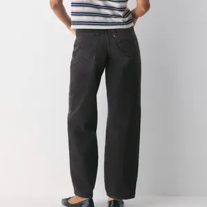 Levis Baggy Dad Aritzia Mid Rise Straight Leg Denim Jeans NWT Size 25 thumbnail 2