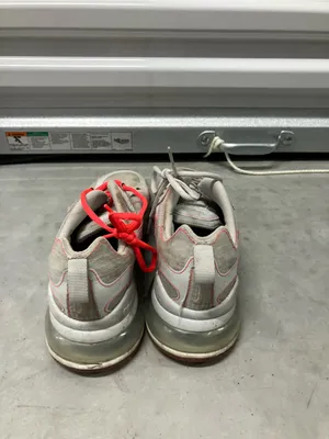 Nike Air Max 270 size 11.5. thumbnail 2