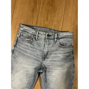 American Eagle Airflex+ Light Wash Slim Straight Leg Jeans 30x30 5683068947 thumbnail 2