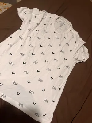 True Religion thumbnail 1