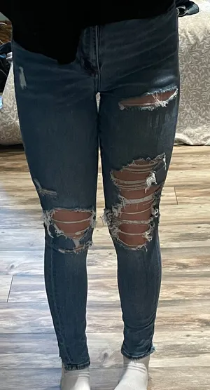 American Eagle Ripped Skinnies thumbnail 1