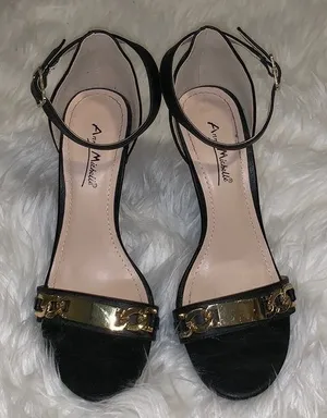 Black pumps Size 7.5 thumbnail 1