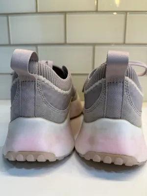 Lululemon women’s Training Shoes thumbnail 3