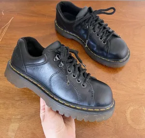 Dr Martens • vintage 8312 lace up oxford shoes platform black leather chunky thumbnail 1