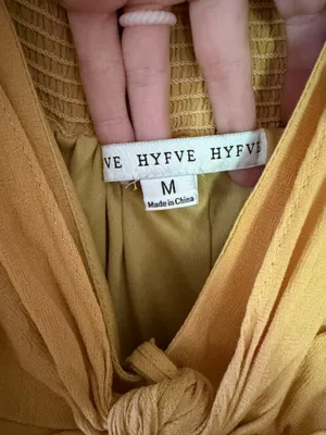 Boutique dress thumbnail 4