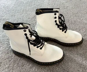 Dr. Martens boots white thumbnail 1
