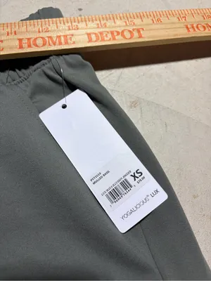 Yogalicious lux NWT lux maya illusion jogger mulled basil XS MSRP$78 thumbnail 3