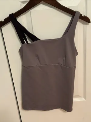 Alo Yoga Repose Tank in Purple Dusk thumbnail 2