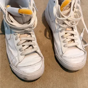 Nike White and Yellow High-Top Athletic Shoes thumbnail 4