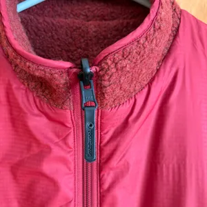 Smartwool Hudson Trail Reversible Vest Women Size‎ S Red SW019268 Fleece Quilted thumbnail 6