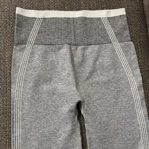SPANX Spacedye Cloudy Grey Seamless Sculpt Leggings Size M thumbnail 3