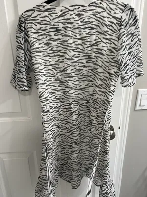 Abercrombie Gray Zebra Strip Button Front Ladies Dress thumbnail 7