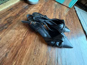Vince Camuto Black Leather Pointed Toe Slingback Heels Size 10M thumbnail 5