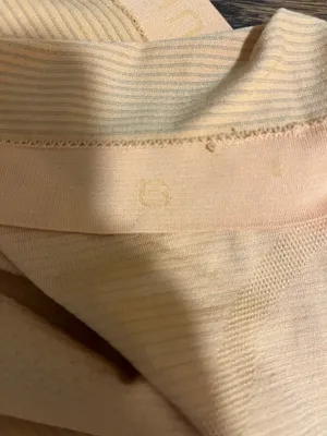 Lululemon thumbnail 3