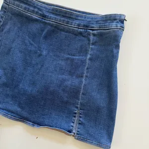 American Eagle Denim Mini Skirt size 2 thumbnail 3