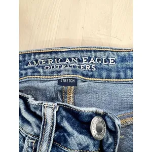 American Eagle Blue Shortie Stretch X Distressed Denim Shorts Size 2 Cotton thumbnail 7