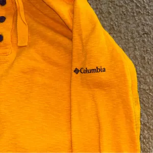 LSU Tigers yellow Columbia long sleeve hooded shirt, size Small thumbnail 4