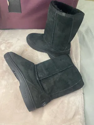 UGG Australia Classic Short Black Suede Boots women size 8 thumbnail 4