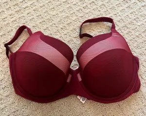 Victoria's Secret Bra (NWT) thumbnail 1