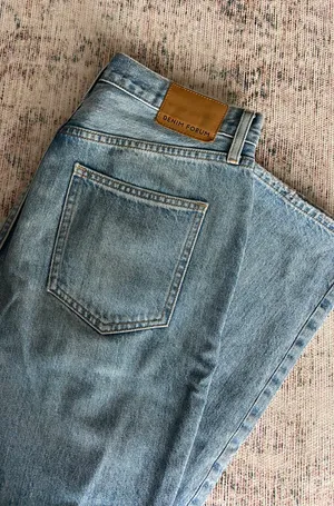 Aritzia Denim Forum Joni High Rise Loose Jeans thumbnail 5