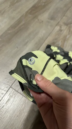Lululemon Hotty Hot Shorts 4” thumbnail 4