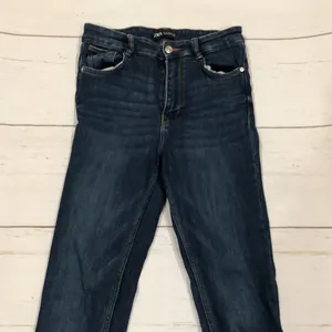 Zara blue jeans thumbnail 2