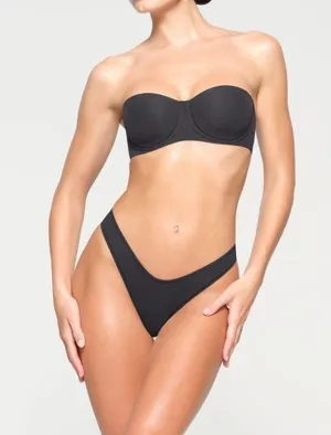 SKIMS Fits Everybody Strapless Bra 32C thumbnail 2