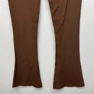 Lululemon Flared Leg High Rise Leggings Womens 8 Activewear Yoga Pilates Gym thumbnail 7