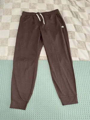 Vuori Performance Jogger Brown Tapered Sweatpants VW303 Mens Size S thumbnail 1