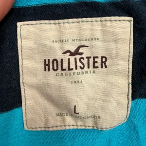 Y2K Hollister L Crop Top Striped Pocket Logo Blue Navy Short Sleeve Scoop Neck thumbnail 4