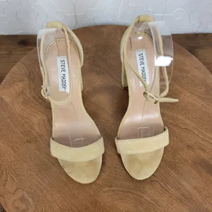 Steve Madden Womens Heels Size 8 Tan Suede Ankle Strap Open Toe Sling Back thumbnail 2