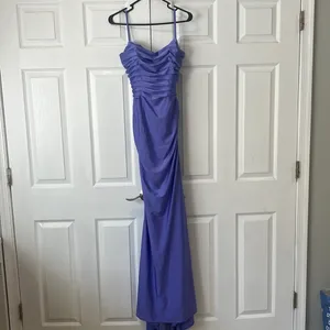 La Femme Strappy Back Ruched Trumpet Gown Size 6 thumbnail 3