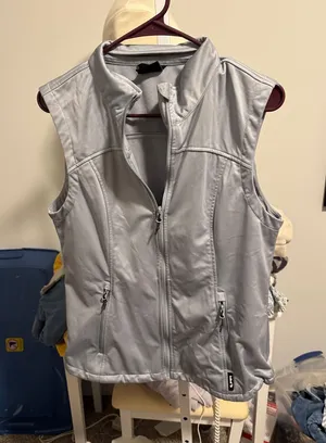 Baleaf Light Gray Women's Sleeveless Zip Vest thumbnail 1