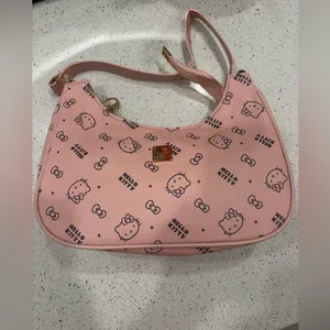 Hello Kitty Pink Shoulder Bag Gold Accessories NEW thumbnail 2