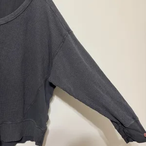 OFFLINE By Aerie Oversized Waffle Henley T-Shirt size medium long sleeve top thumbnail 5